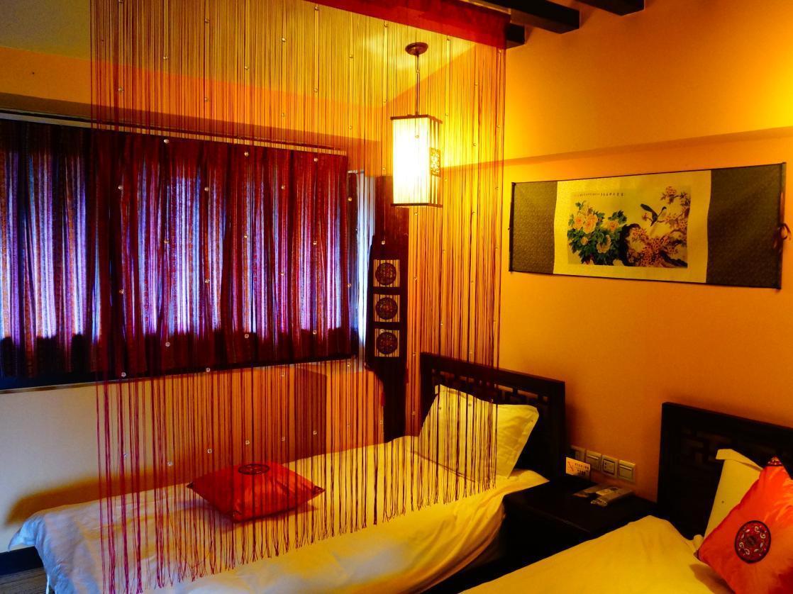 Lijiang Wangjia Courtyard Inn ภายนอก รูปภาพ
