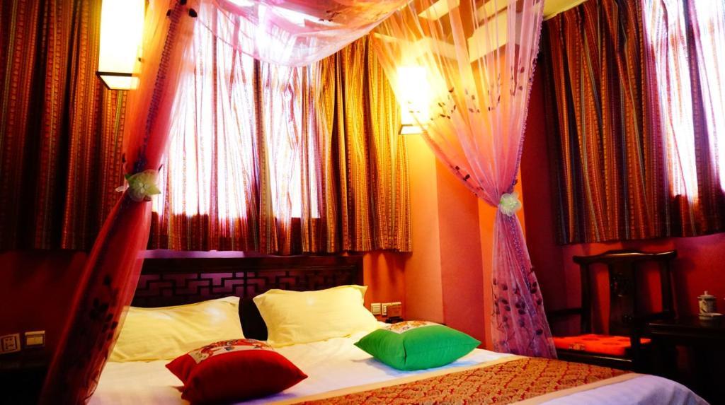 Lijiang Wangjia Courtyard Inn ห้อง รูปภาพ